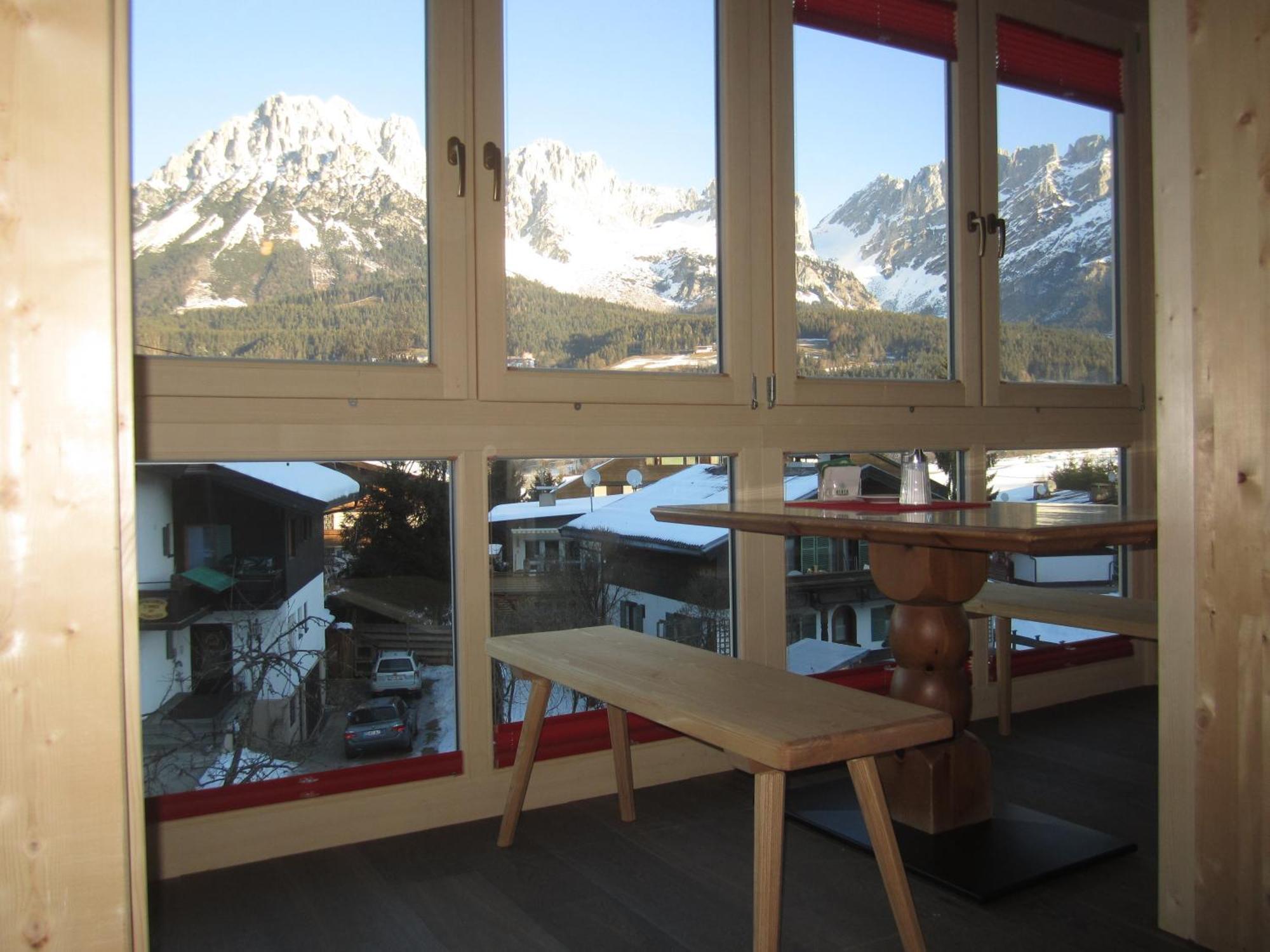 Alpking Hostel Ellmau Exterior photo